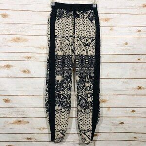 Topshop women’s elastic waist size 2 pants